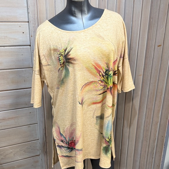 42Pops Tops - Floral Print Tunic Top in Yellow